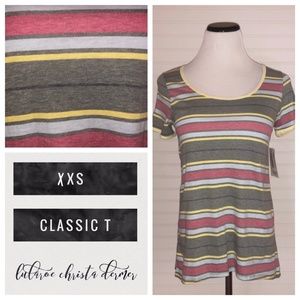 NWT Lularoe Classic T